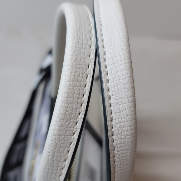 KARL LAGERFELD PARIS - Picture 5 of 11